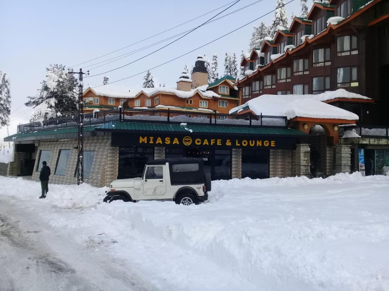 Hotel Hilltop Gulmarg Exterior foto